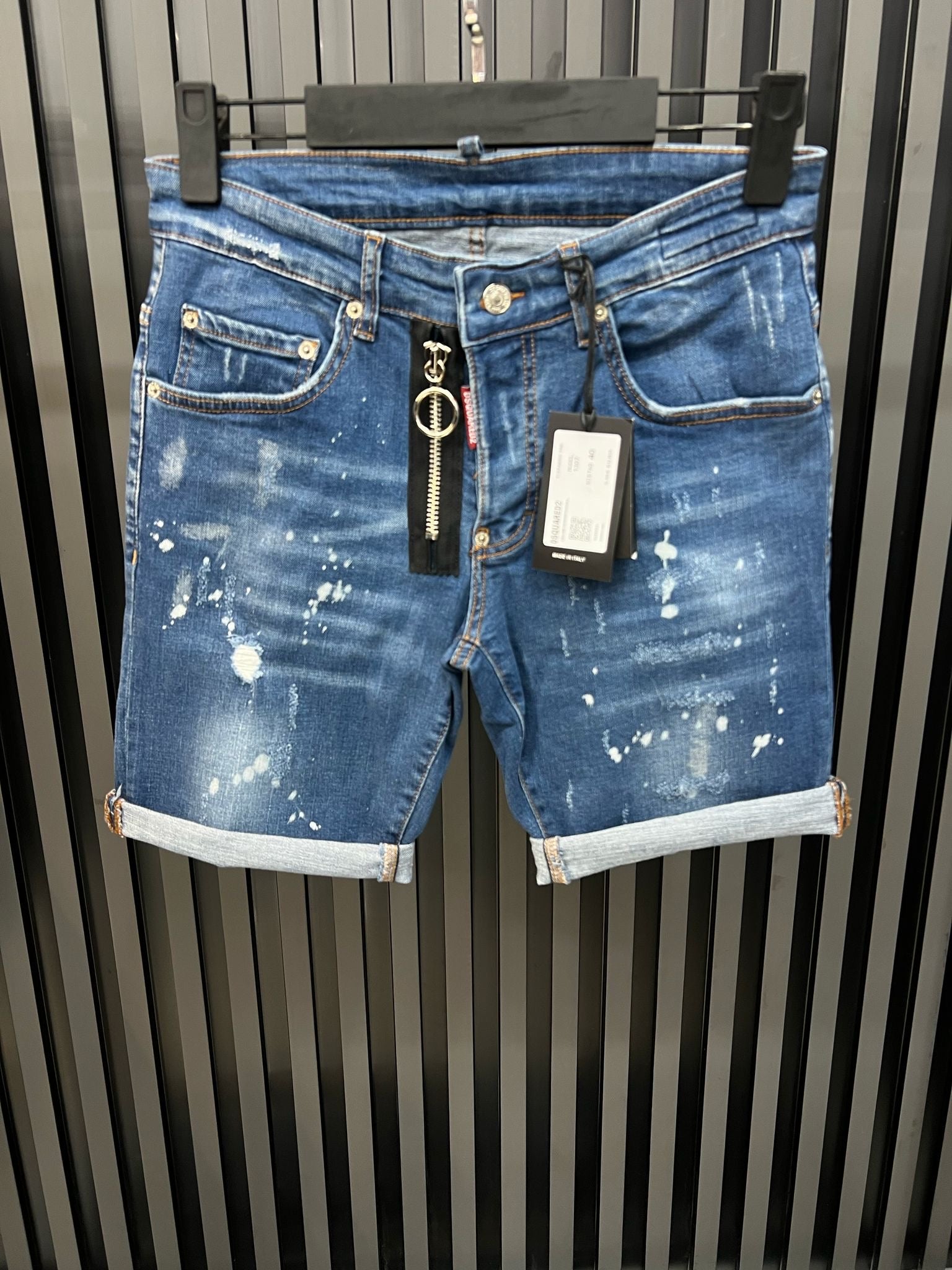Dsquared2