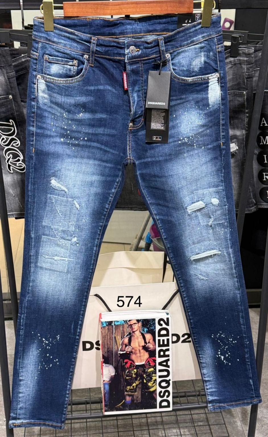 Dsquared2 574