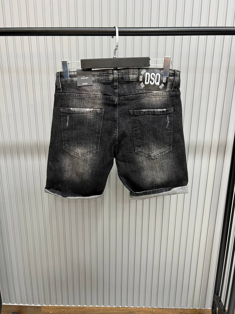 Dsquared2