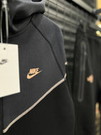 Nike Tech Fleece