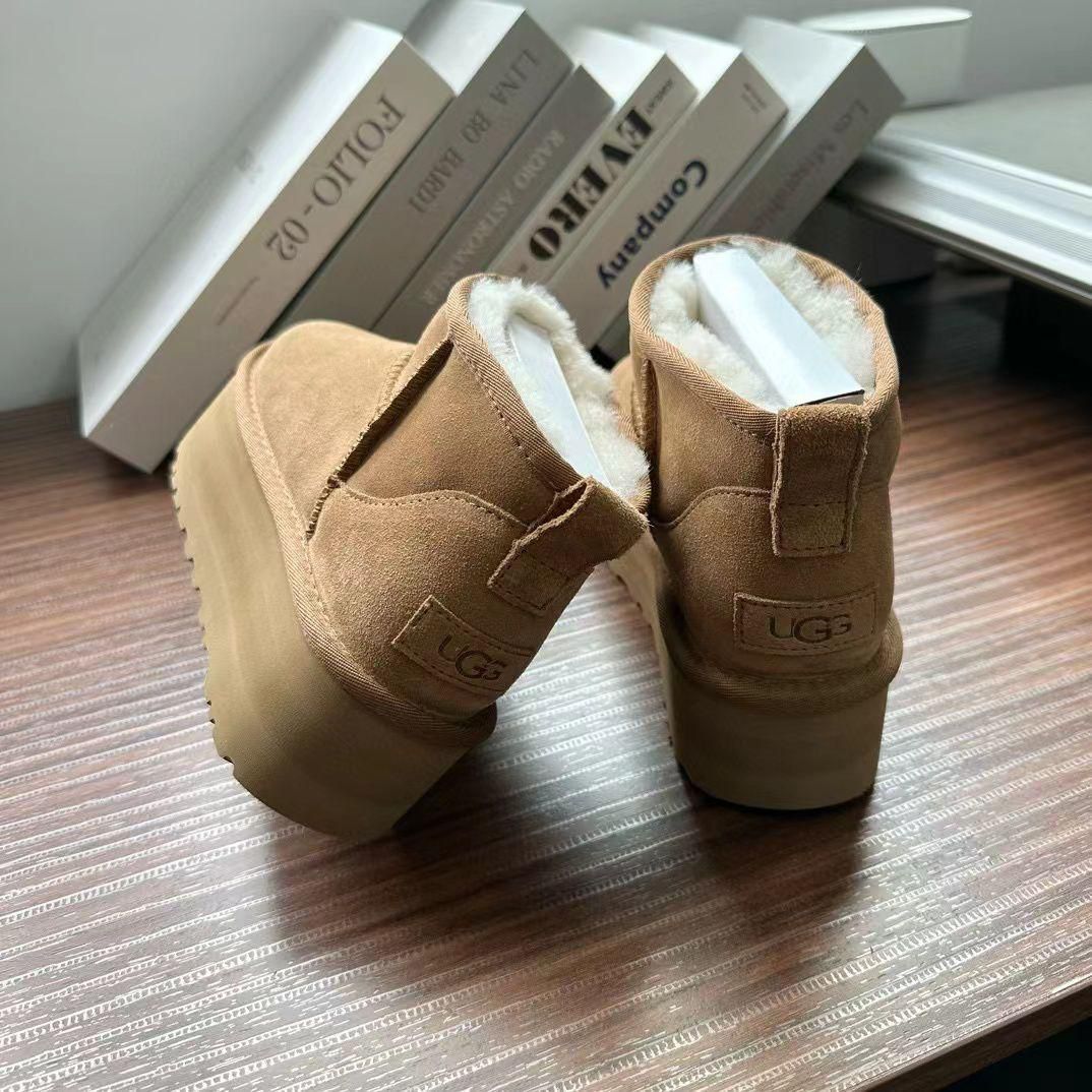 Ugg ultra mini platform