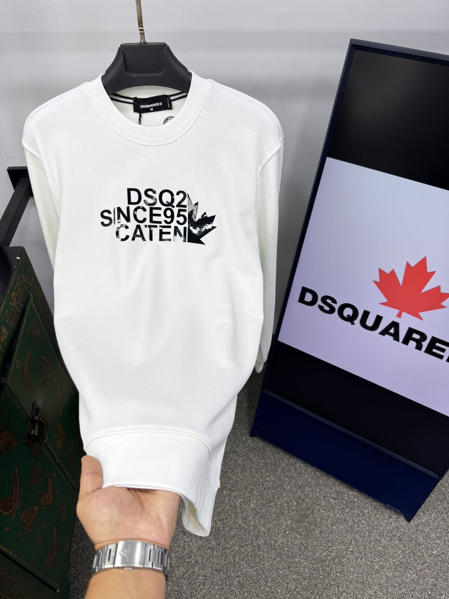 Dsquared2