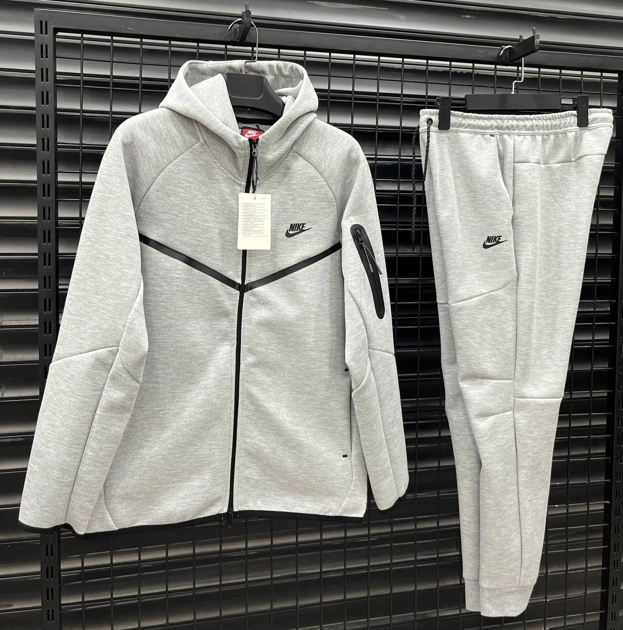 Nike Tech Fleece