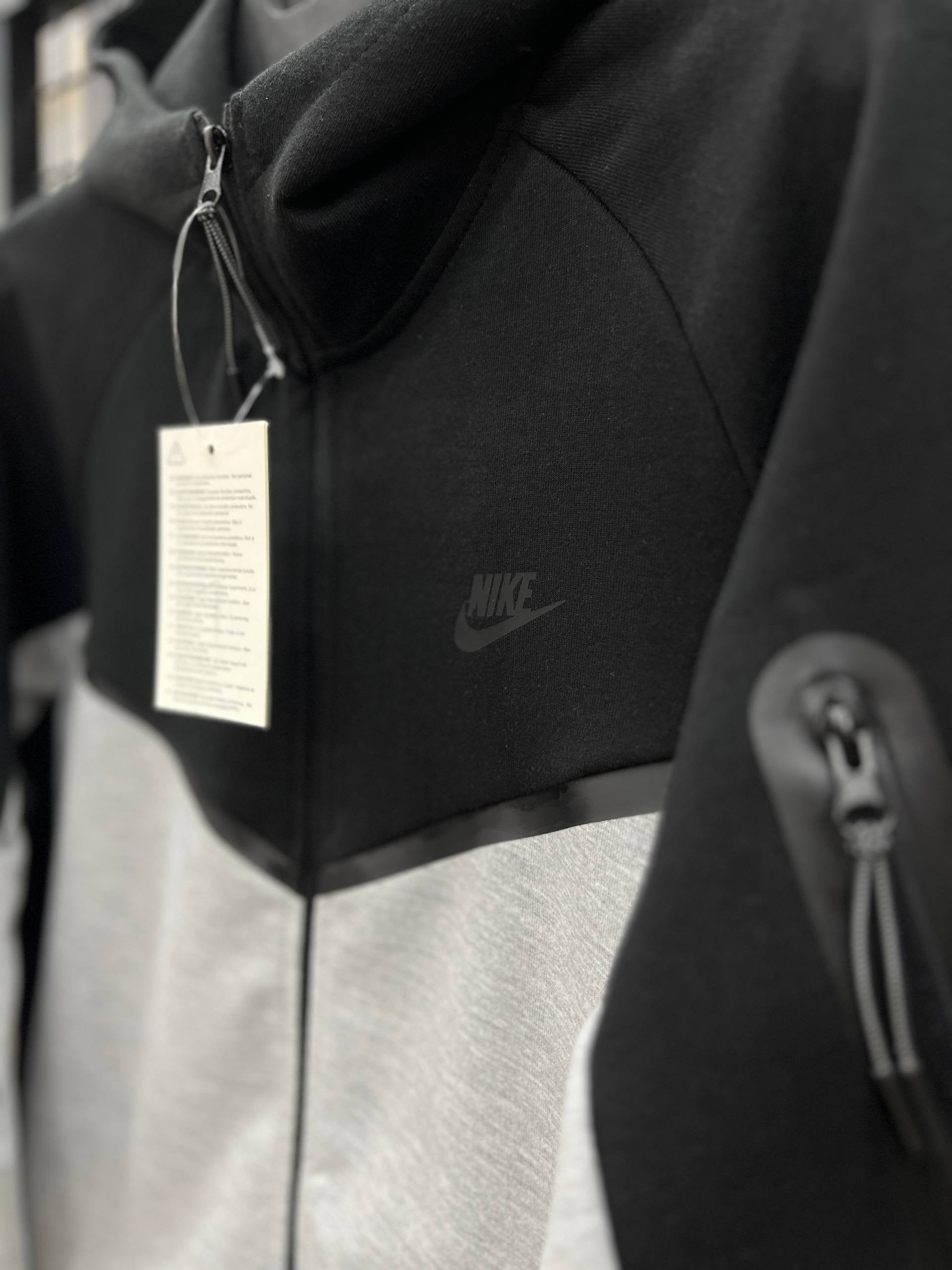 Nike Tech Fleece