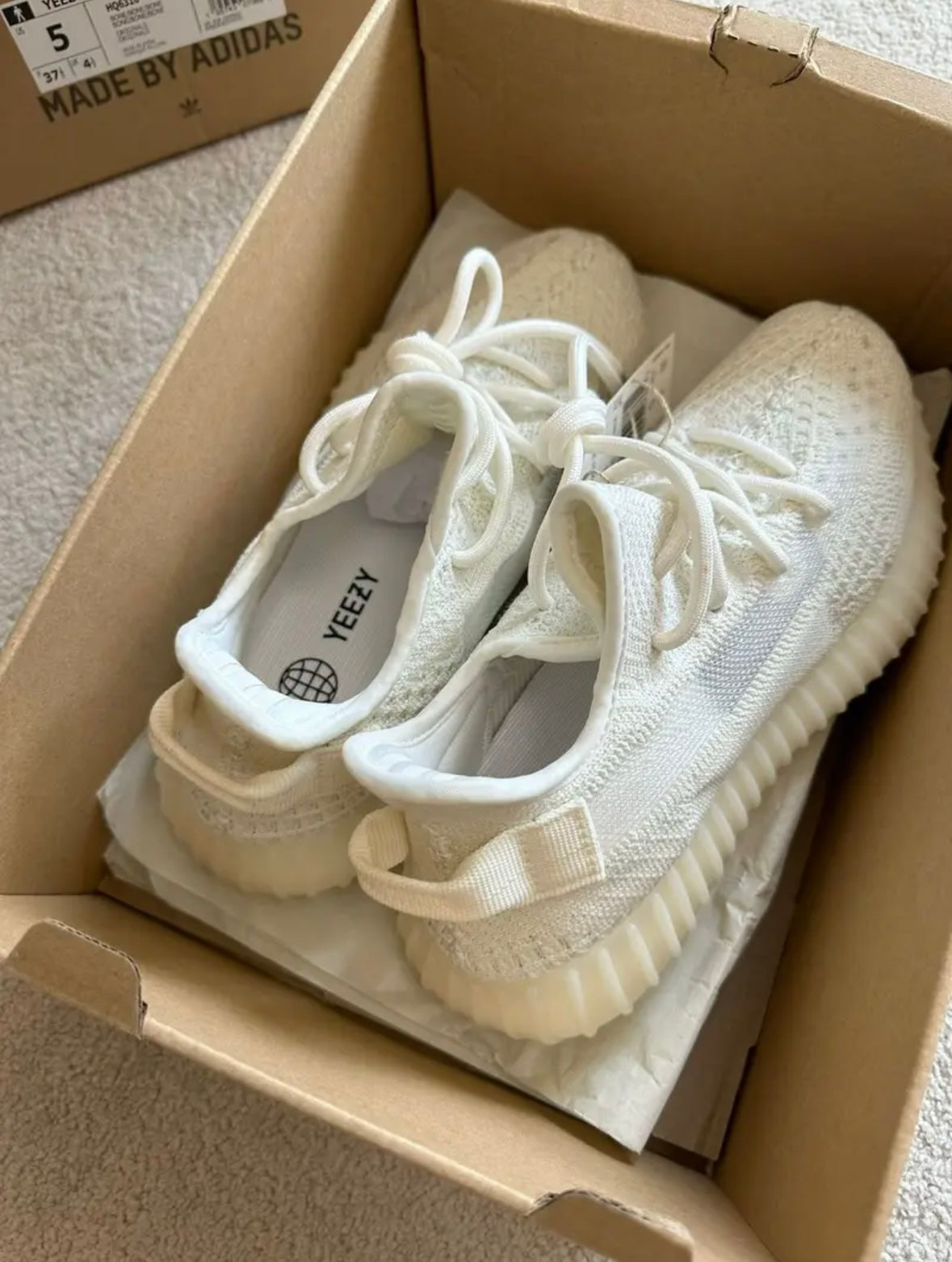 Yeezy boost 350 V2 "Bone"