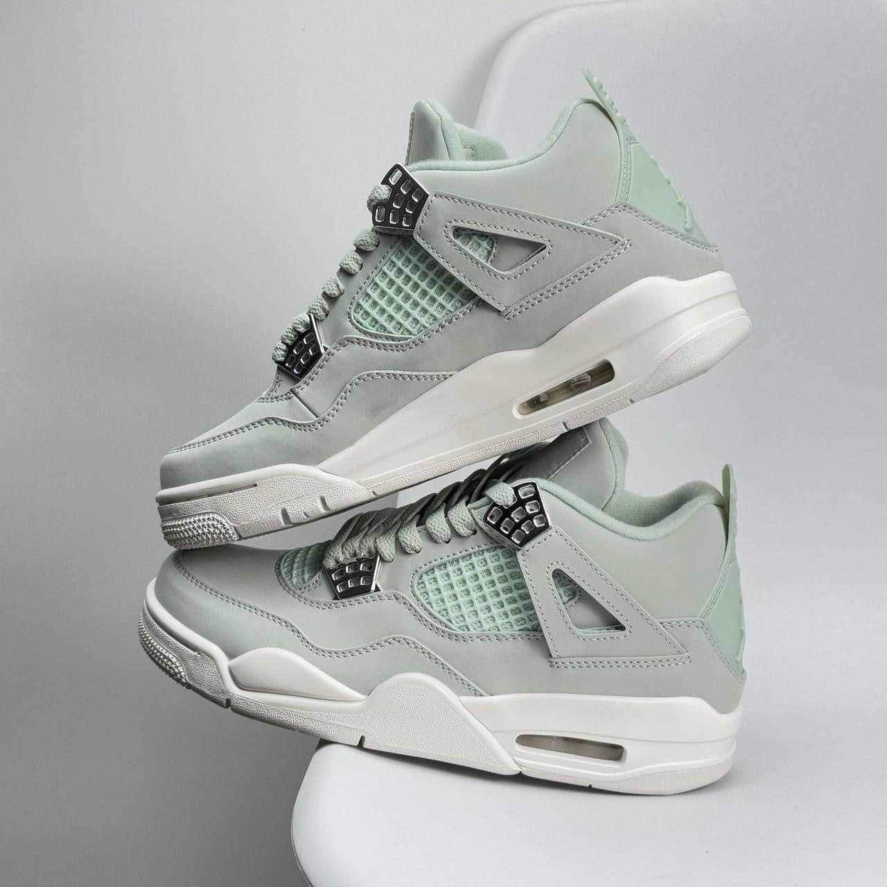 Air Jordan 4 "Retro Green"