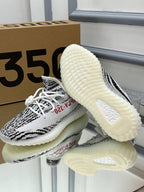 Yeezy boost 350 "Zebra"