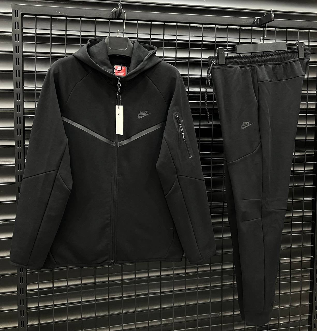 Nike Tech Fleece