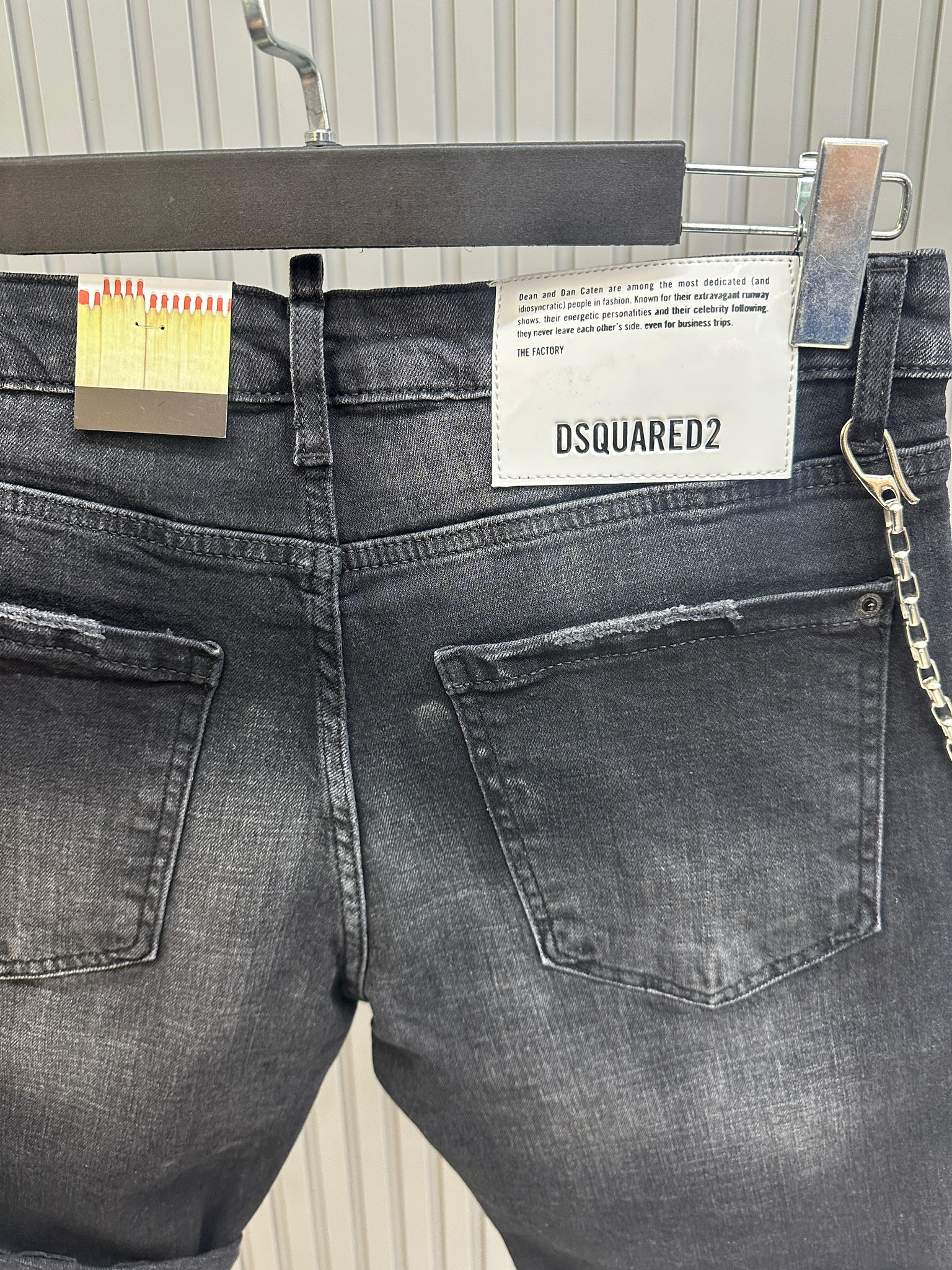 Dsquared2