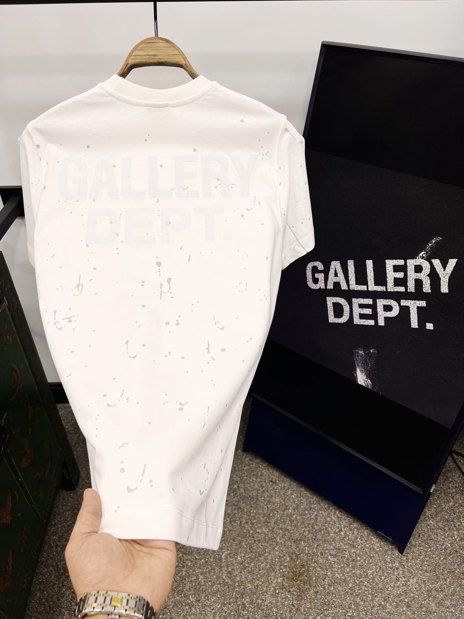 Gallery dept
