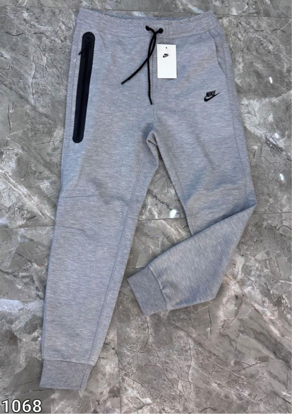 Tech fleece