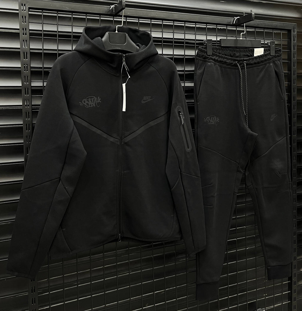 Nike Tech Fleece