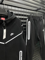 Nike Tech Fleece "reflective"