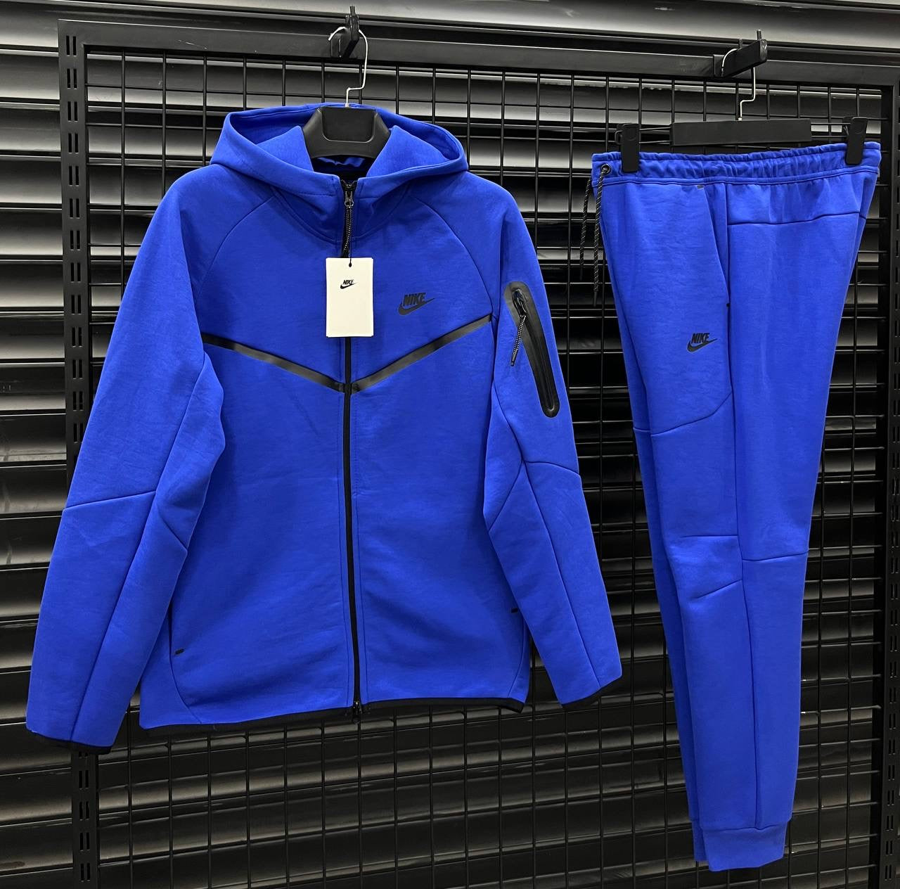 Nike Tech-Fleece