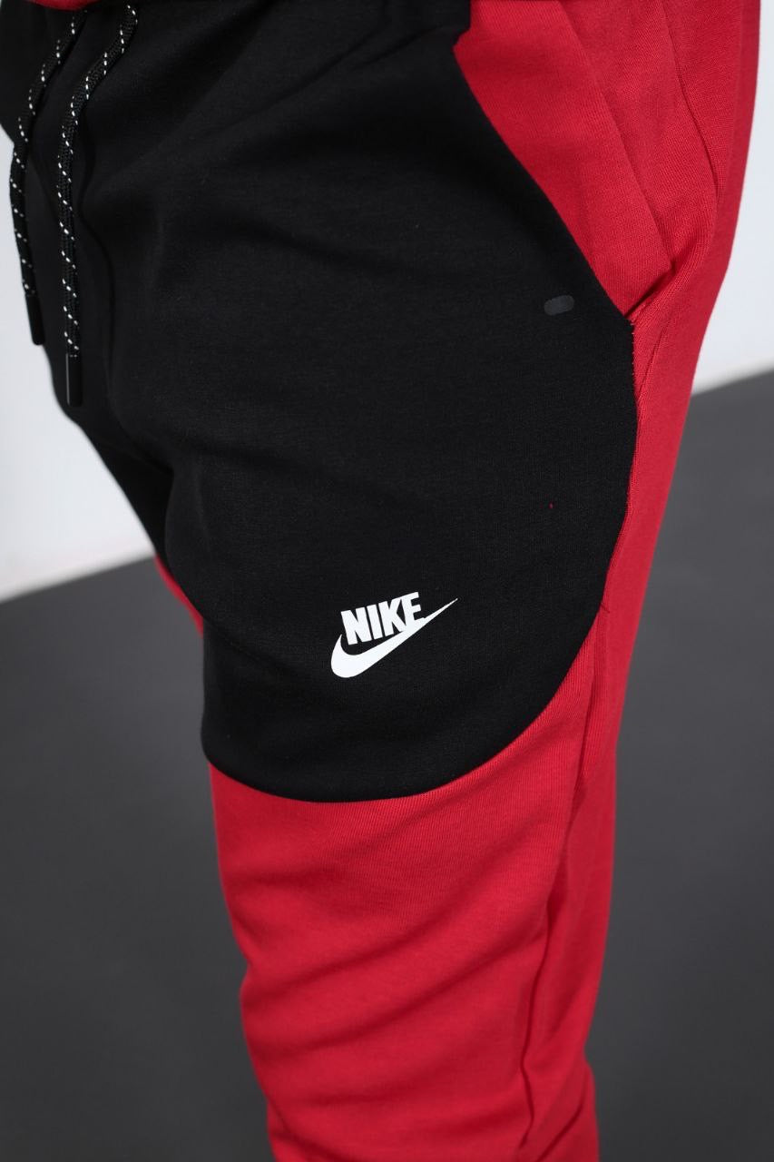 Nike Tech Fleece