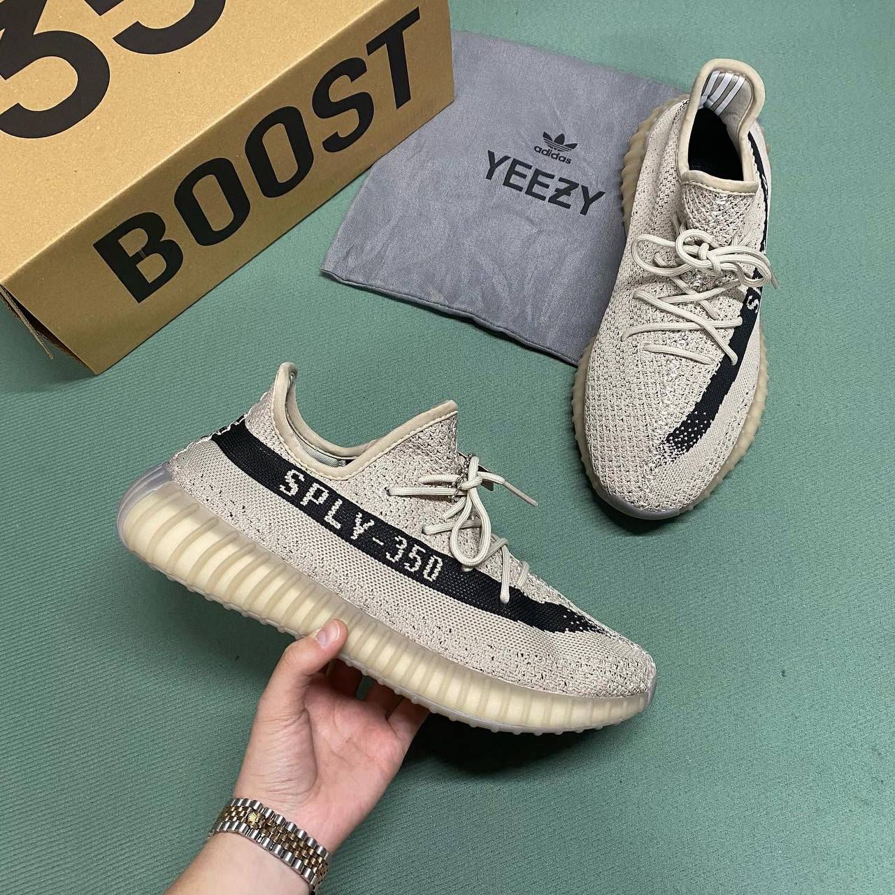 Yeezy boost 350 V2 "Slate"