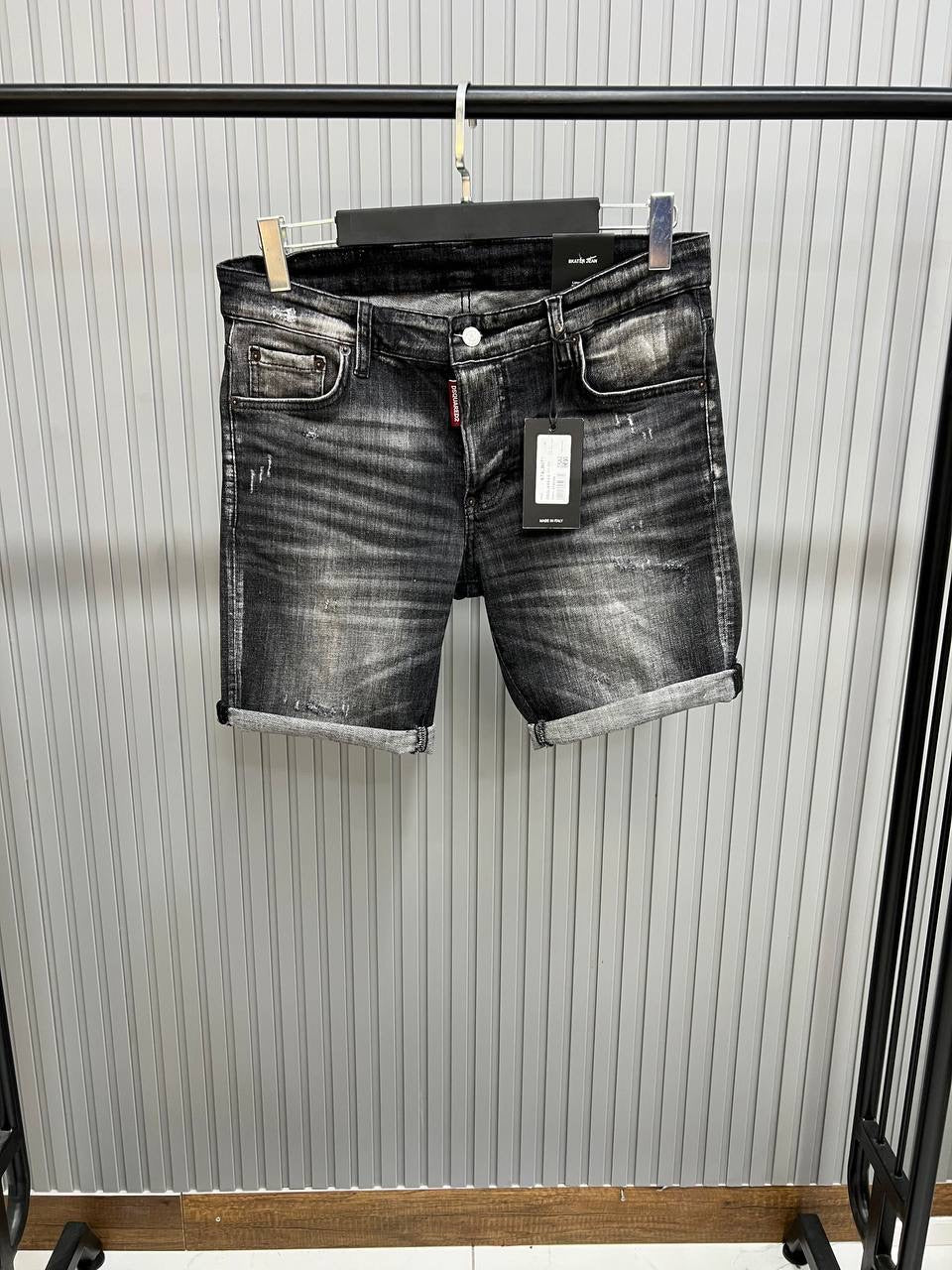 Dsquared2