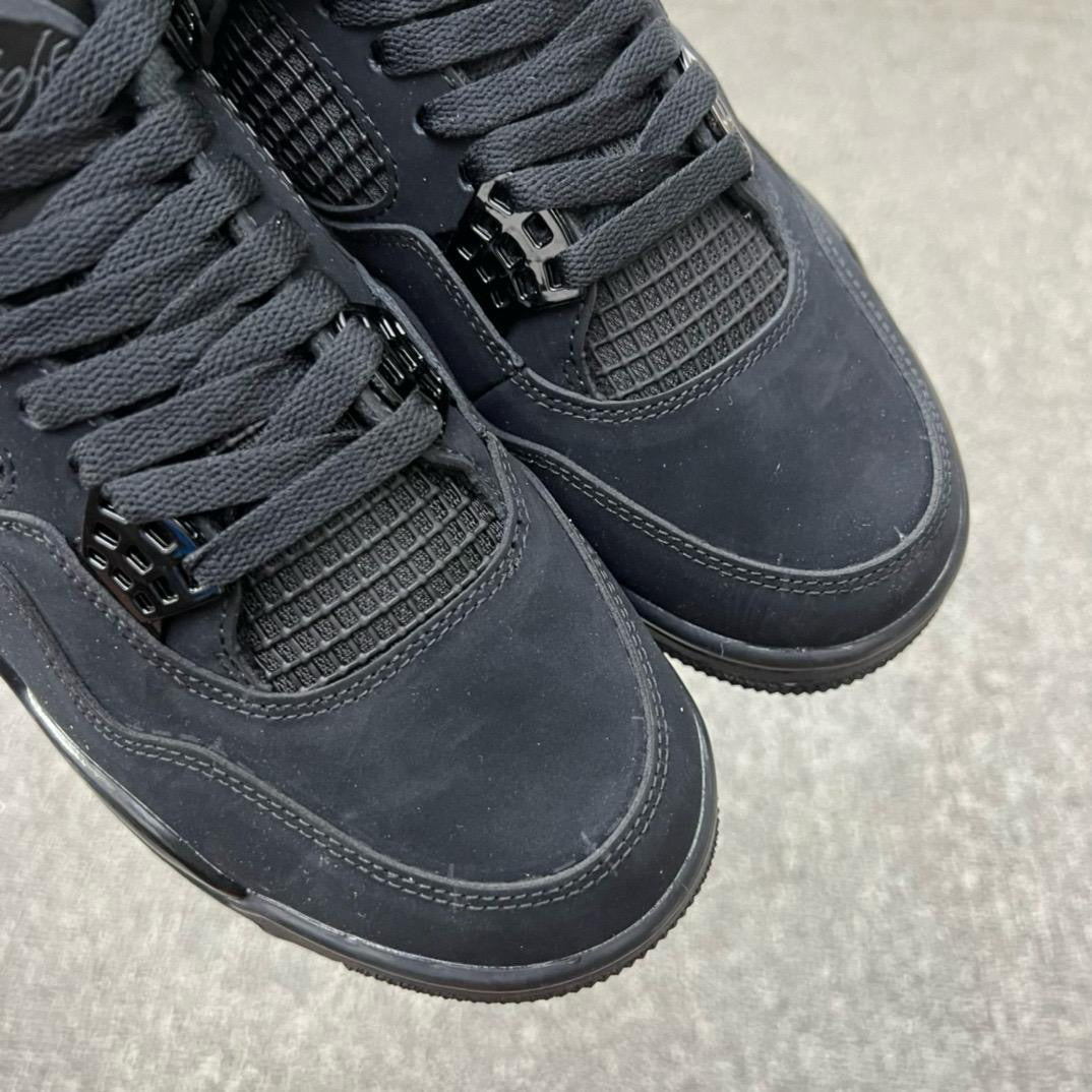 Air Jordan 4 "Retro Black Cat"