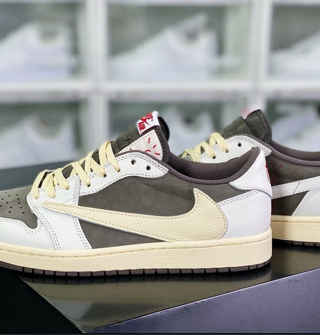 Jordan x Travis Scott light mocha