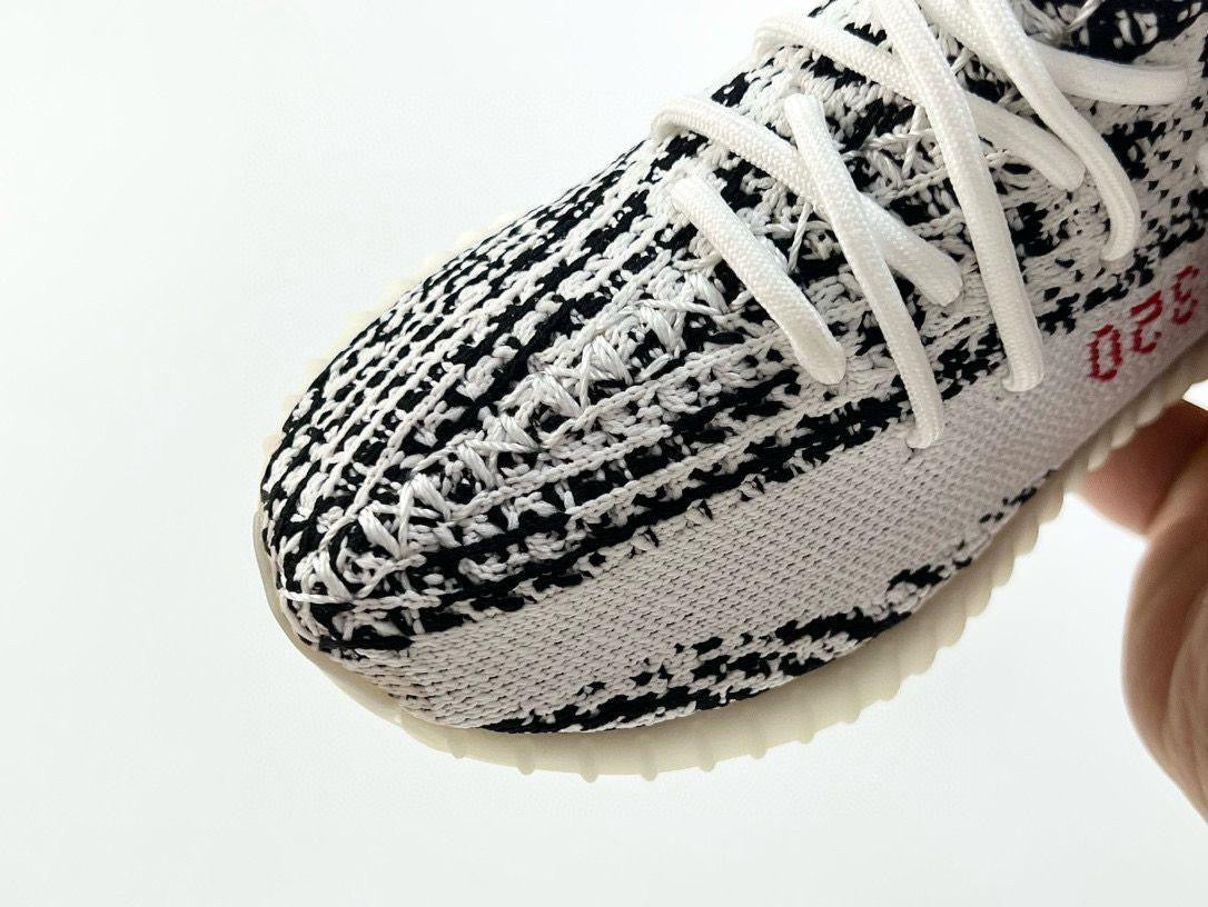 youth yeezy zebra