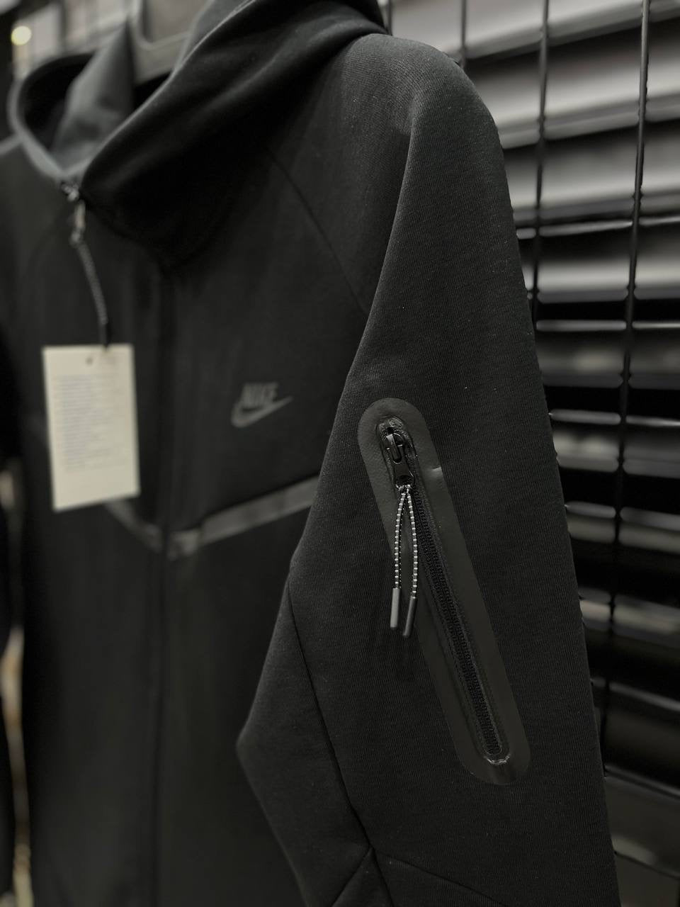 Nike Tech Fleece