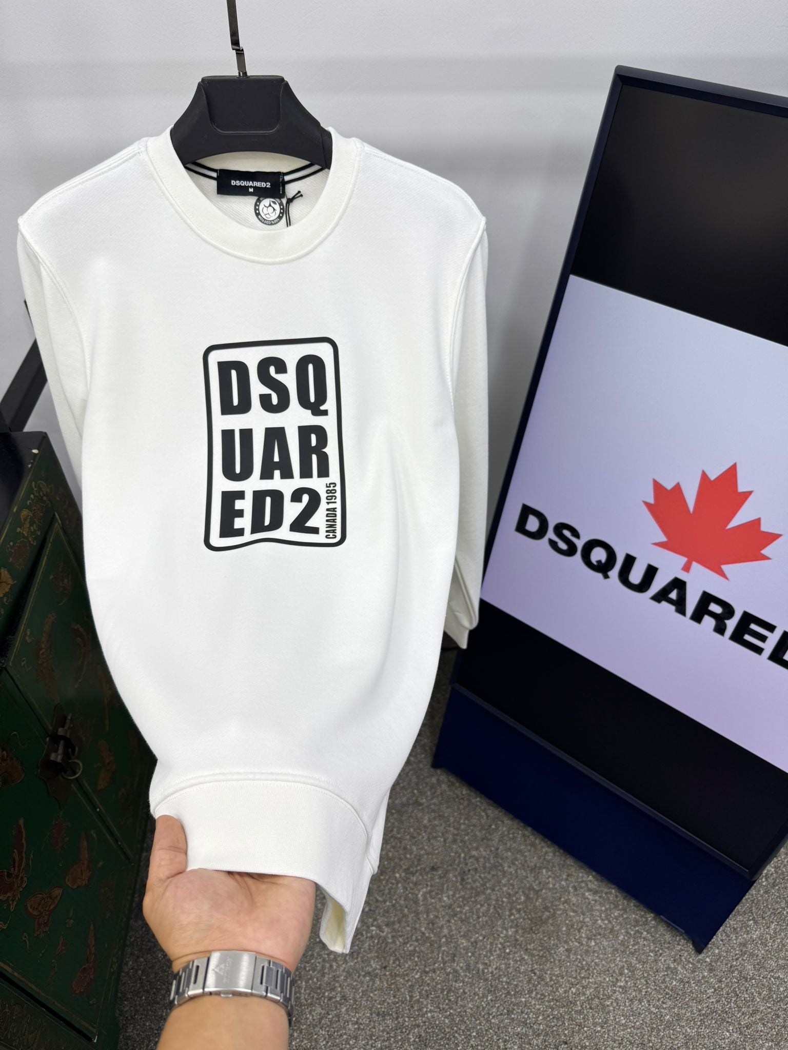 Dsquared2