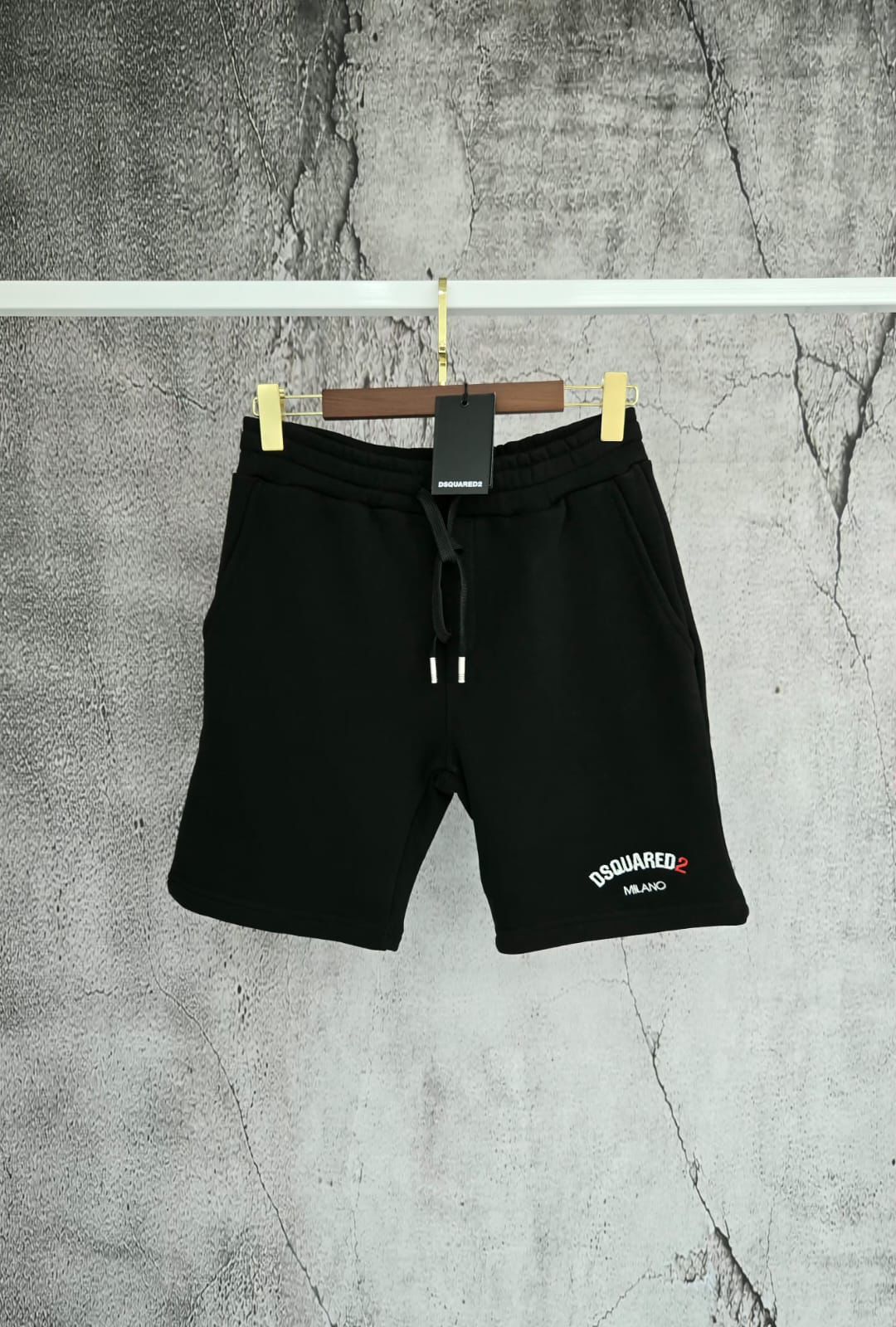 Dsquared2