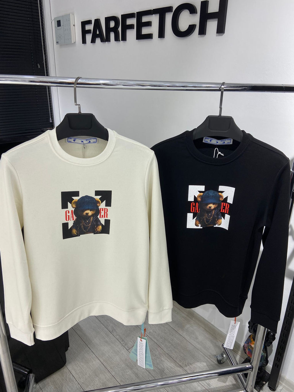 Off White