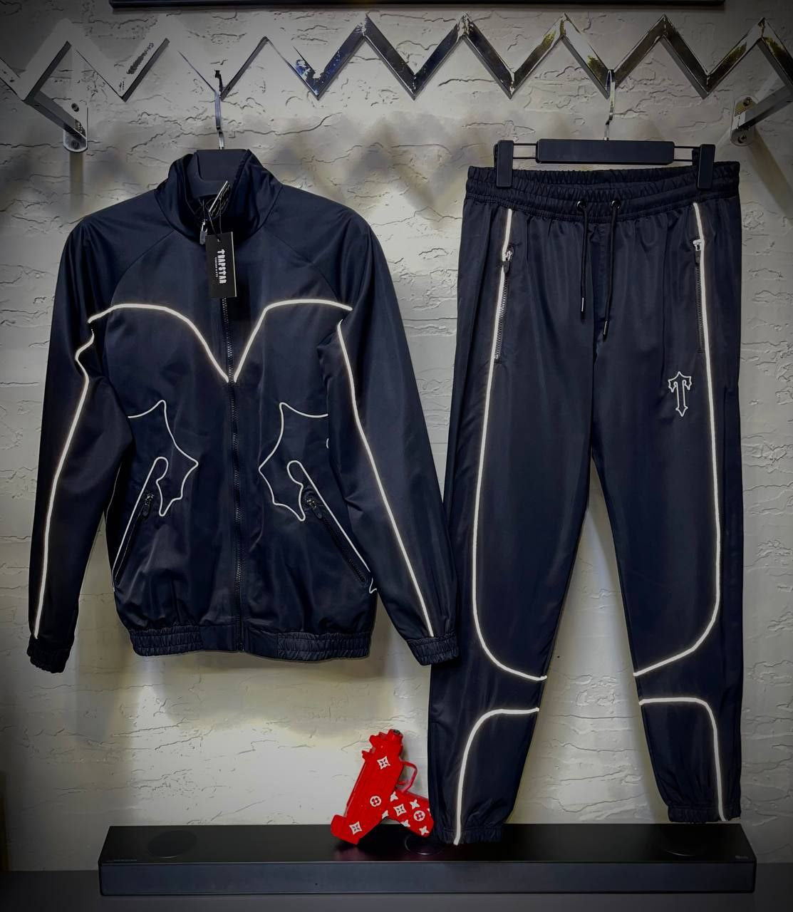 Trapstar "reflective"
