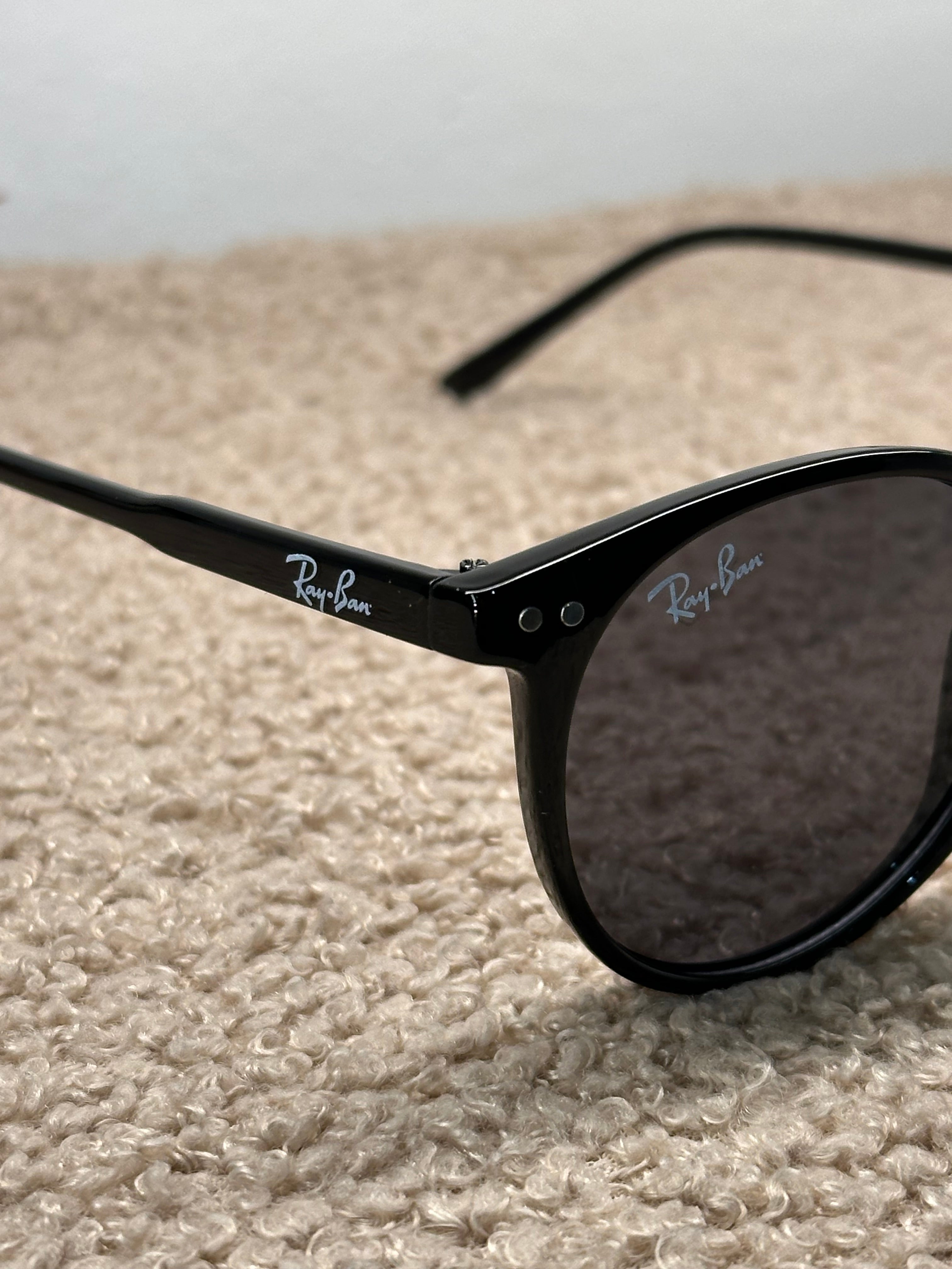RayBan