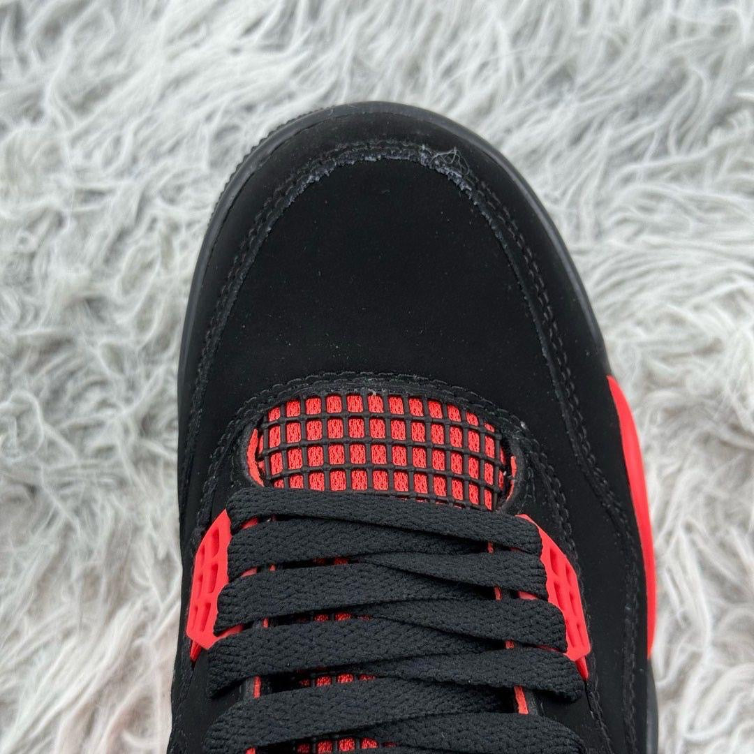Air Jordan 4 "Retro Red Thunder"