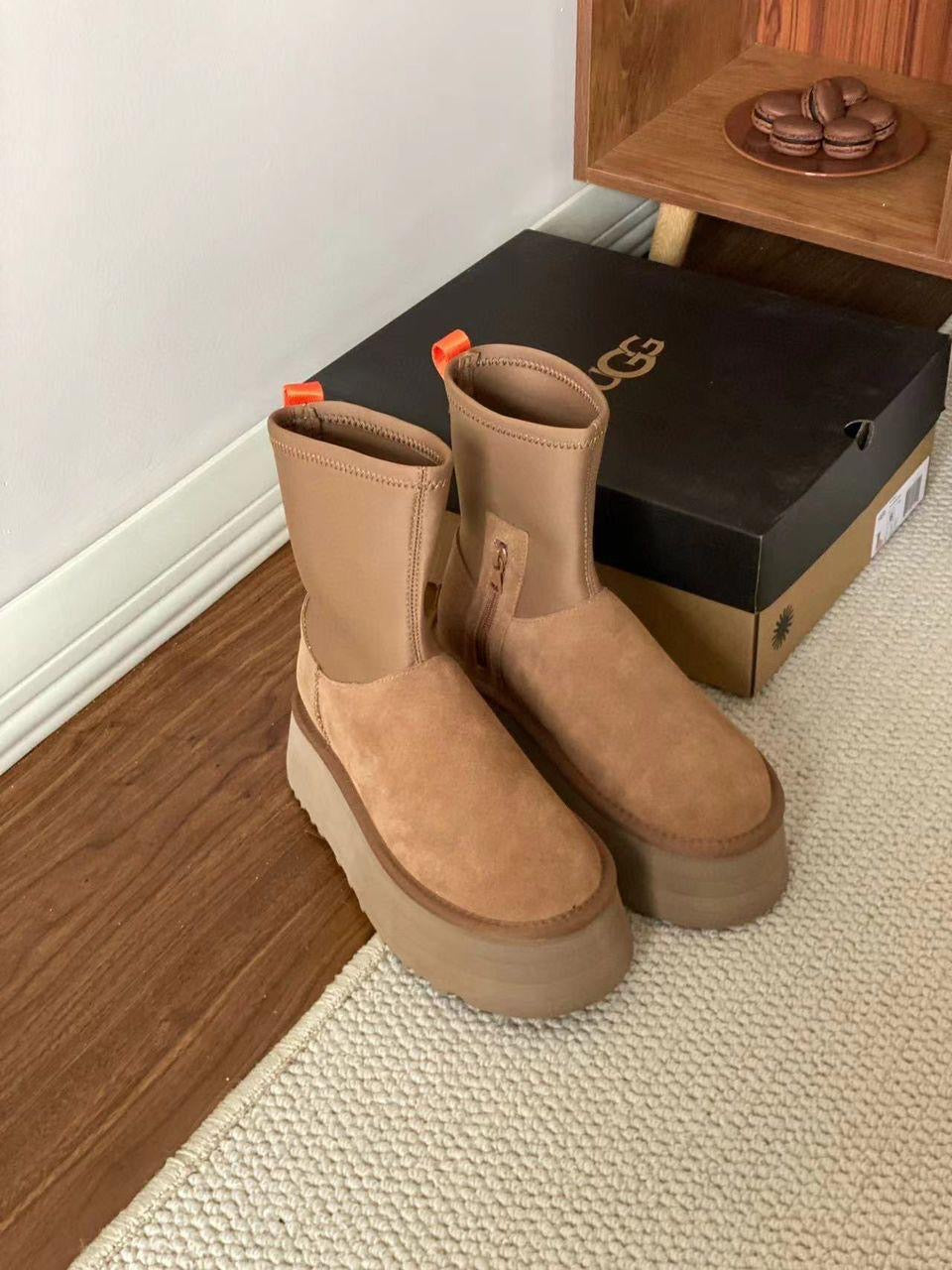 Ugg High Platform