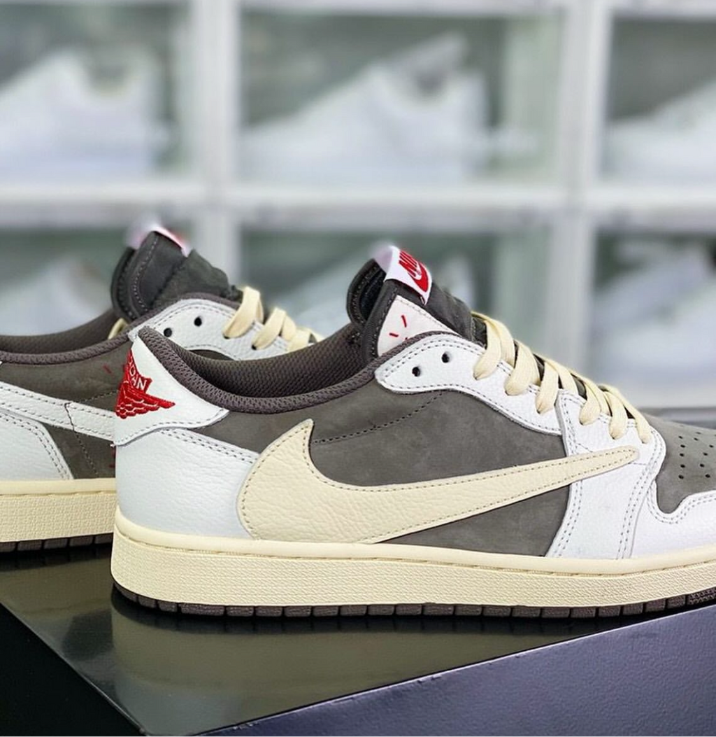 Jordan x Travis Scott light mocha