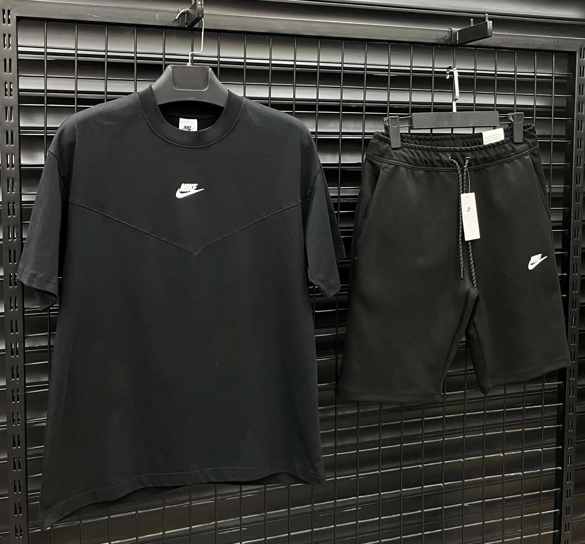 Nike Tech Fleece