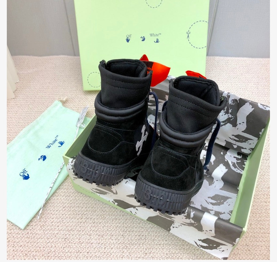 Off White High “black”