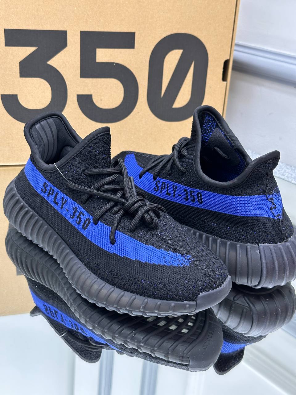 Yeezy boost 350 "Dazzling blue"