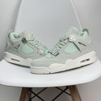 Air Jordan 4 "Retro Green"