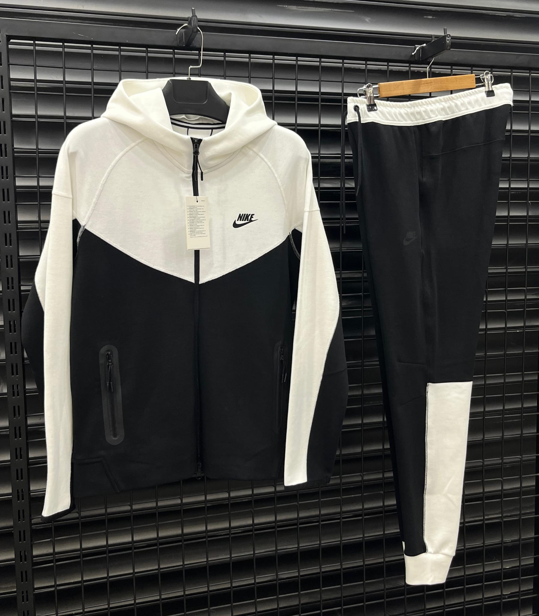 Nike Tech Fleece