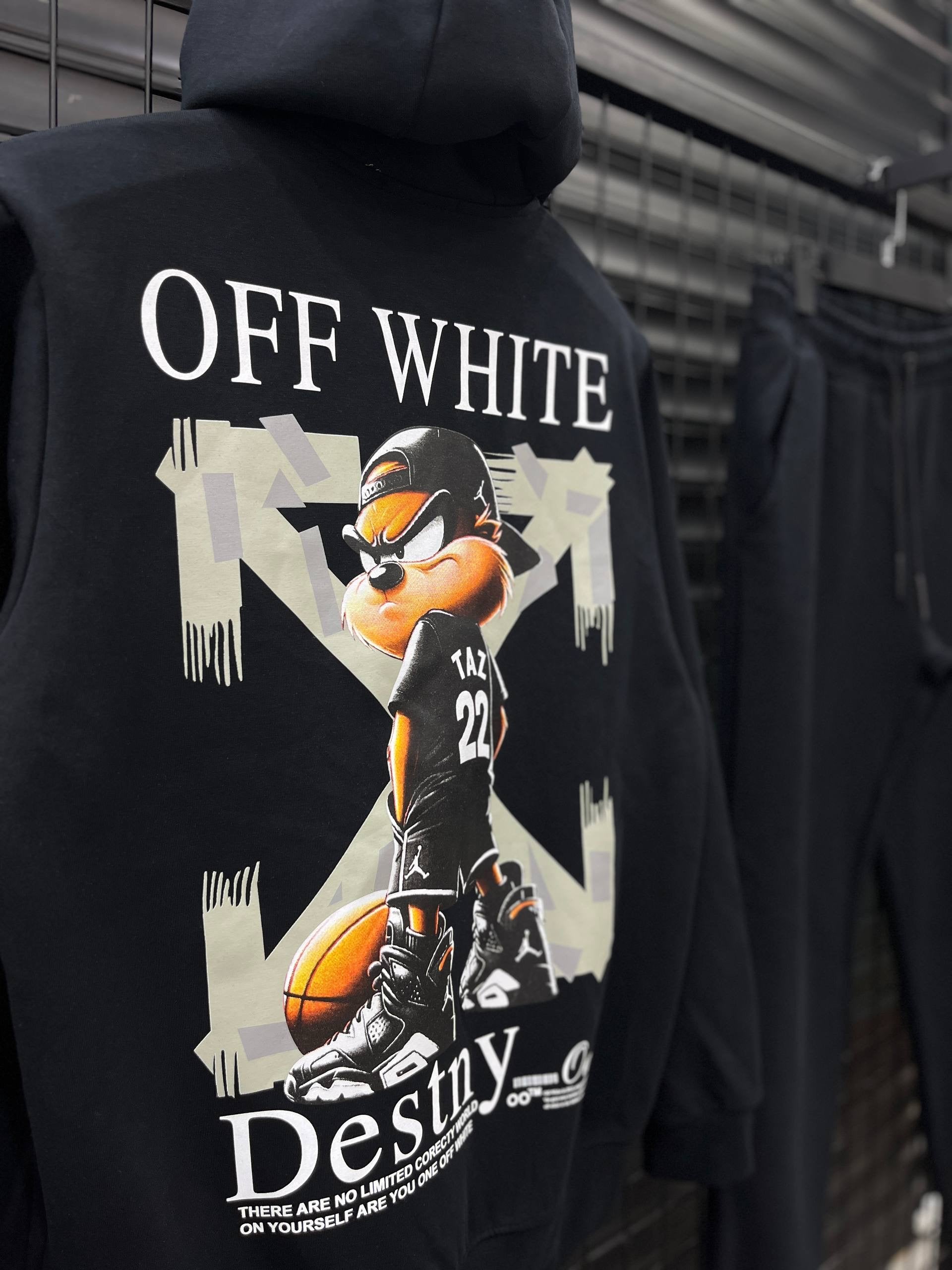 Off White