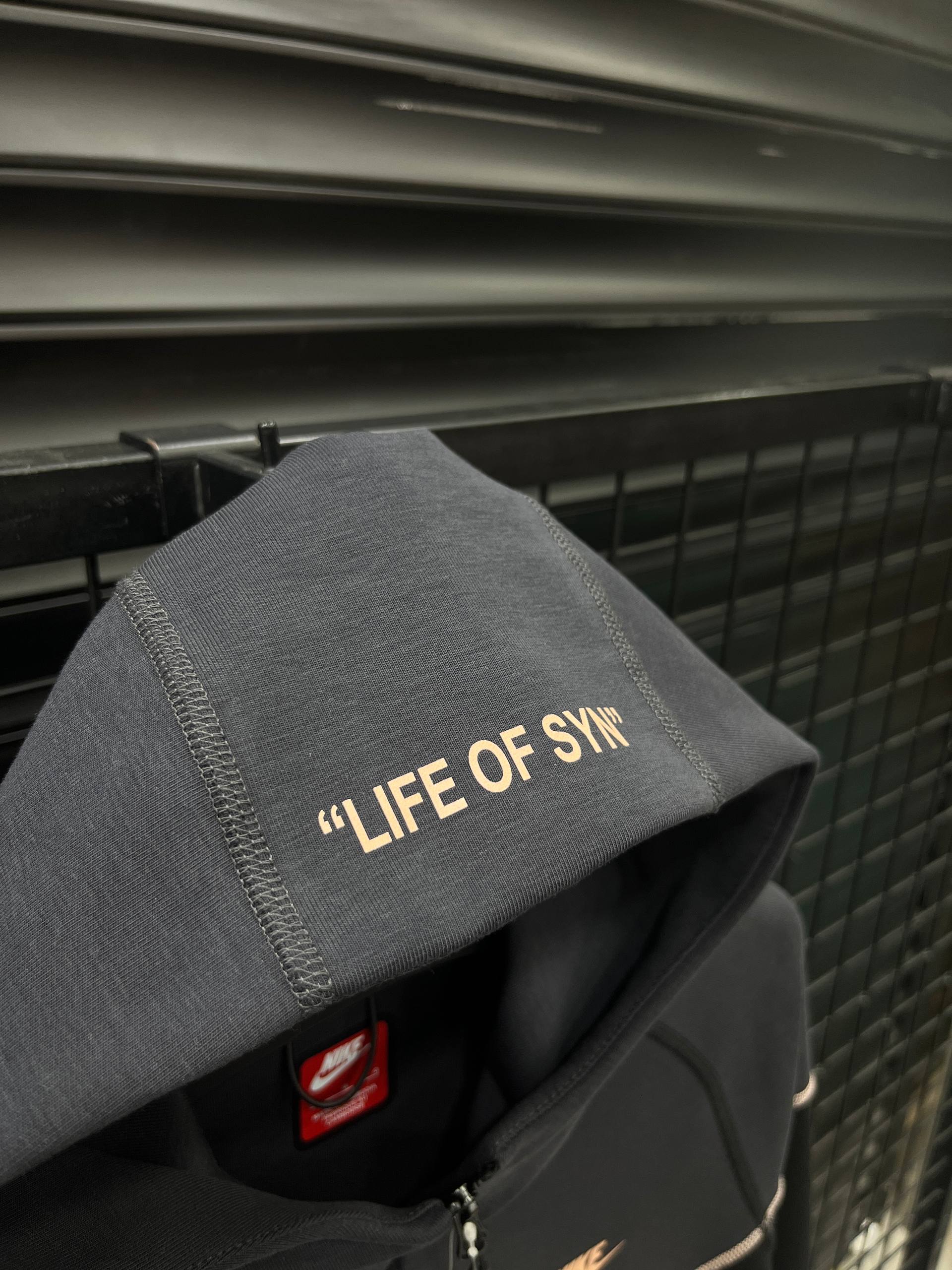 Nike Tech Fleece