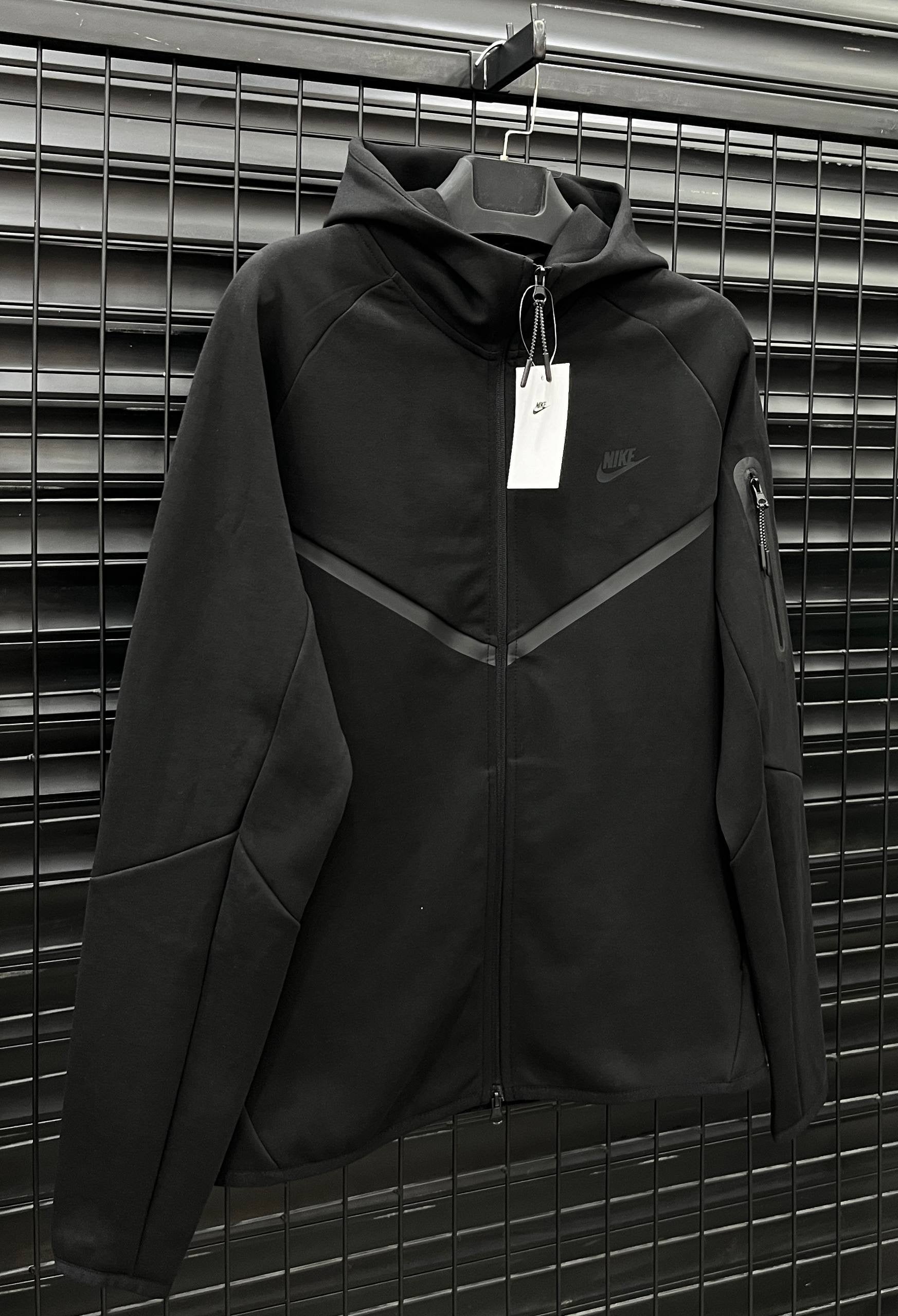 Nike Tech Fleece