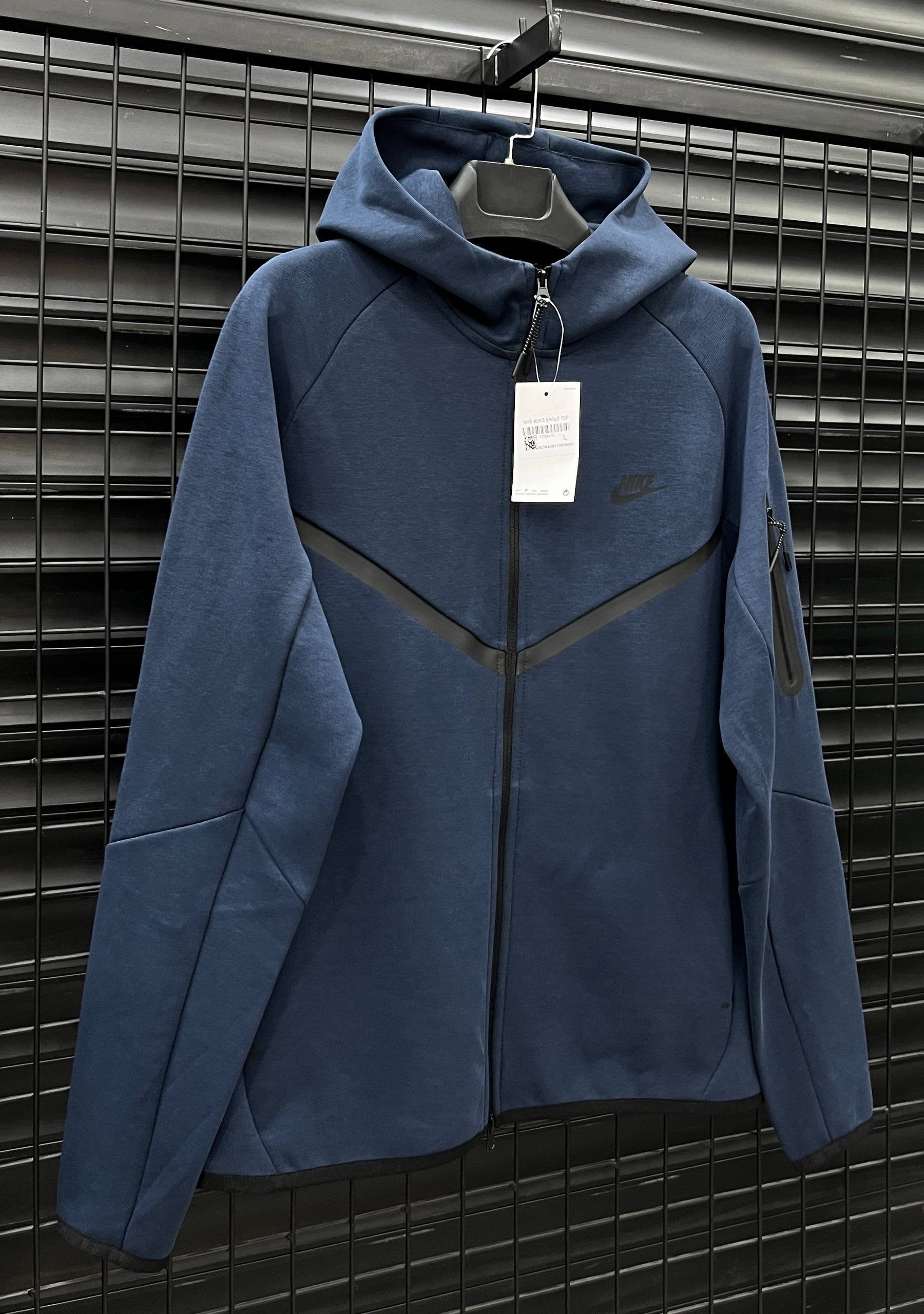 Nike Tech Fleece
